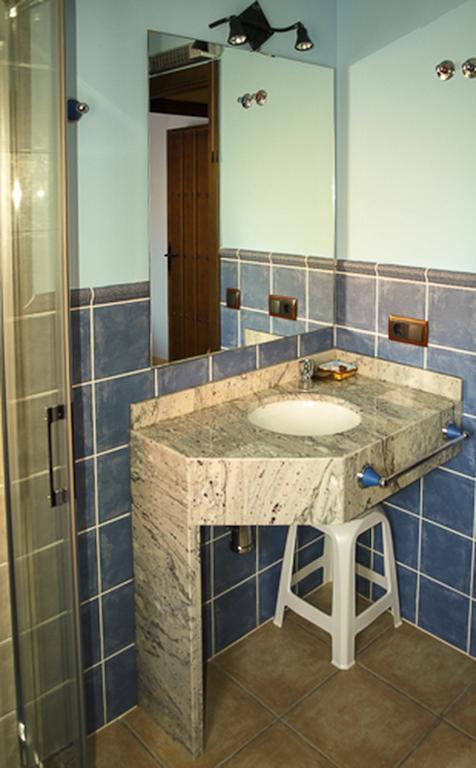 Apartamentos Rurales El Calama Zarza De Granadilla Habitación foto